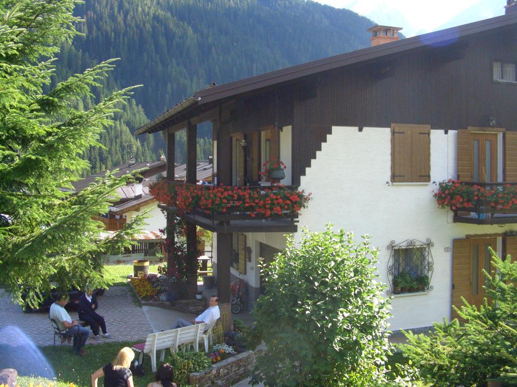 Mountain Chalet Cime D'Auta Dolomiti Leilighet Falcade Eksteriør bilde